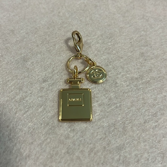 Gold Perfume Bottle Keychain - Picture 2 of 4
